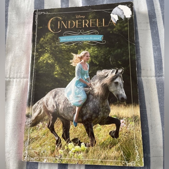 Disney Cinderella A Junior Novel paperback book - Picture 1 of 4
